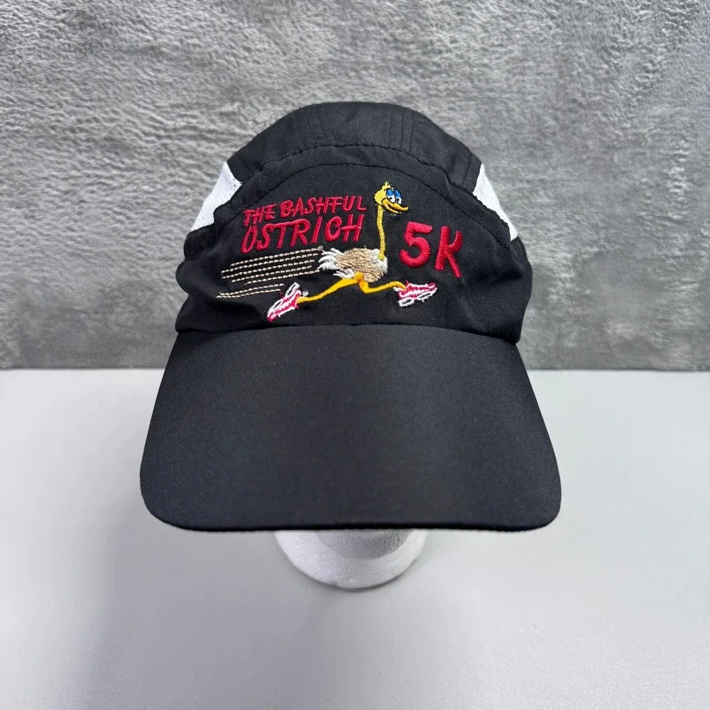 Racetrackers The Bashful Ostrich 5K Running Hat Cap Black White Lightweight Mens